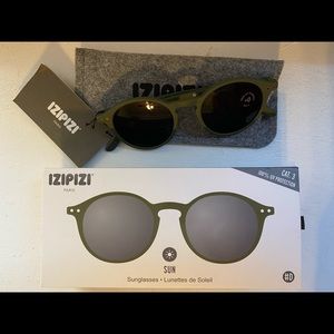 Izipizi #D Kaki Green Sunglasses